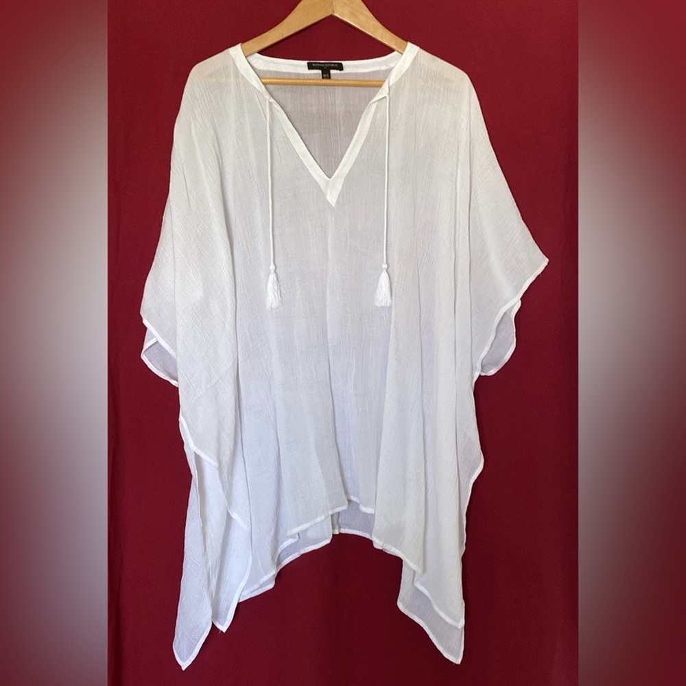 Banana Republic Factory. White Gauzy Poncho Top. LIKE NEW!! Very Roomy M/L.